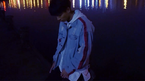 永不失联的爱【卖血上网a】